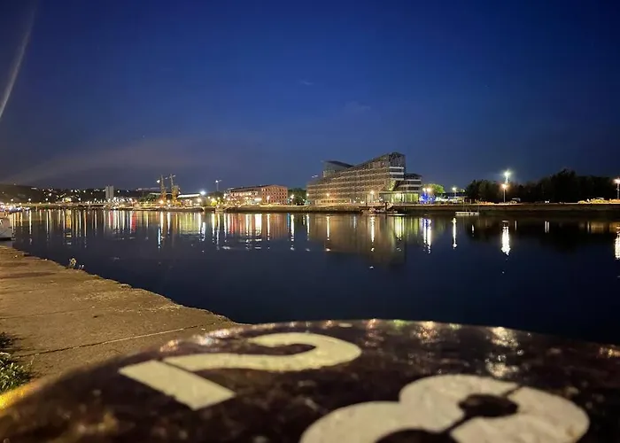 Apartment Seine - Magnifique - Parking Gratuit